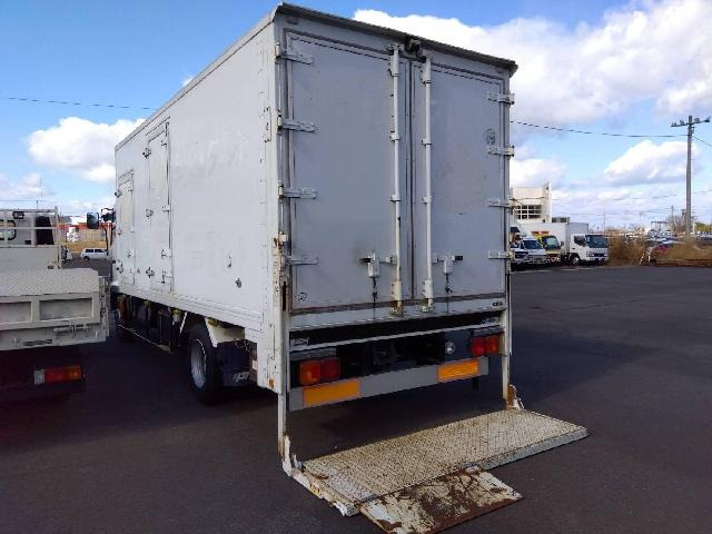 レンジャー冷蔵冷凍車