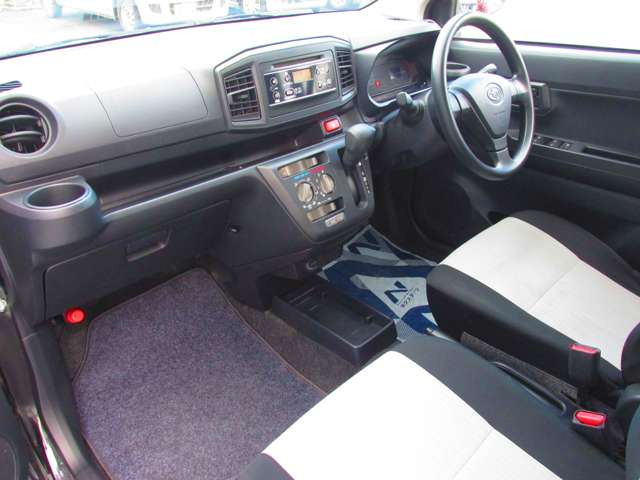 �{�������������肪�Ƃ��������܂��B������̎ԗ��f�ڒ��݌ɂ���!!�����X�̍ۂ͂��A�����肢�v���܂��B