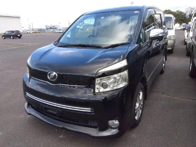 ヴォクシー2.0 ZS 煌II 4WD