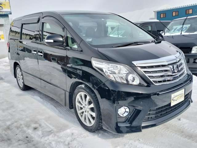 ☆上質な車を40〜100台取り揃えています!☆第三者機関であるAISとJAAAの鑑定書も発行しているので安心車両ばかりです☆