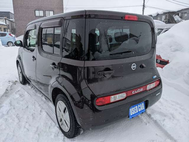 当店は、総額表示の店舗ですので、札幌ナンバー店頭納車のお客様は、総額表示の金額以外一切かかりません。自動車税込みの価格になっておりますので、安心してください。