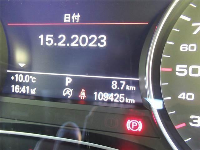 A62.8 FSI クワトロ 4WD