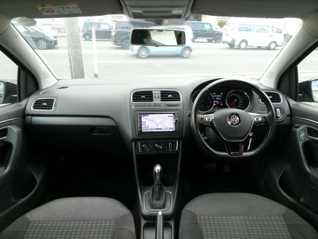 �V���v���ŏ㎿�ȃC���e���A�􎋔F�����ǂ��A�R�b�N�s�b�g����ɂ͕֗��ȋ@�\���ڂł���