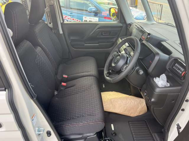 �l�C�̃M�A!�Җ]�̐V�^�o��!�e�F�i���ɂĂ��p��OK!�V�^�M�A�͑S���ʃJ�����̉掿���オ�胁�[�J�[�i�r�ɂ������HDMI���͂����Čg�т̃~���[�����O���\!