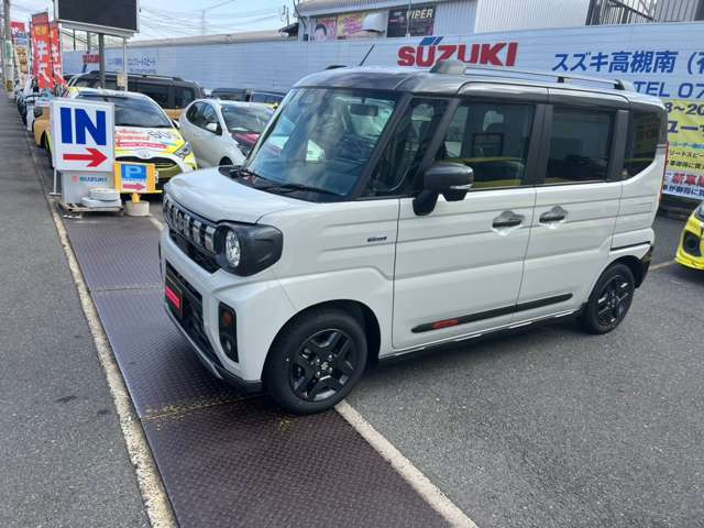 �l�C�̃M�A!�Җ]�̐V�^�o��!�e�F�i���ɂĂ��p��OK!�V�^�M�A�͑S���ʃJ�����̉掿���オ�胁�[�J�[�i�r�ɂ������HDMI���͂����Čg�т̃~���[�����O���\!