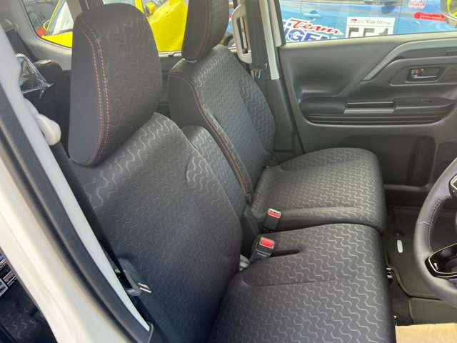 �l�C�̃M�A!�Җ]�̐V�^�o��!�e�F�i���ɂĂ��p��OK!�V�^�M�A�͑S���ʃJ�����̉掿���オ�胁�[�J�[�i�r�ɂ������HDMI���͂����Čg�т̃~���[�����O���\!