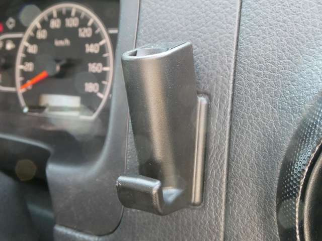 �y���z���_�[��d�����ɖ𗧂A�C�e���ł���