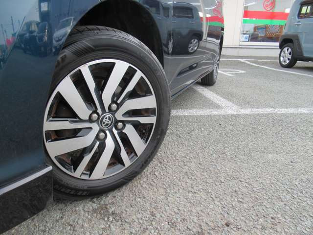 タンク1.0 カスタム G S 4WD