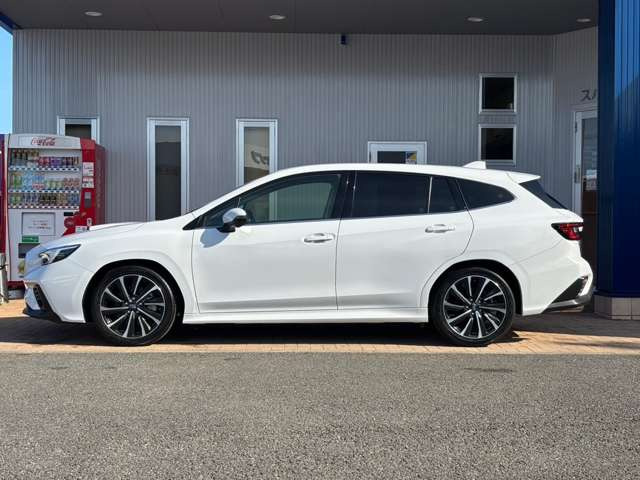 レヴォーグ1.8 STI スポーツ EX 4WD