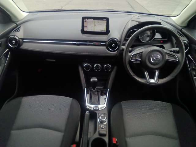 デミオ1.3 13S ツーリング