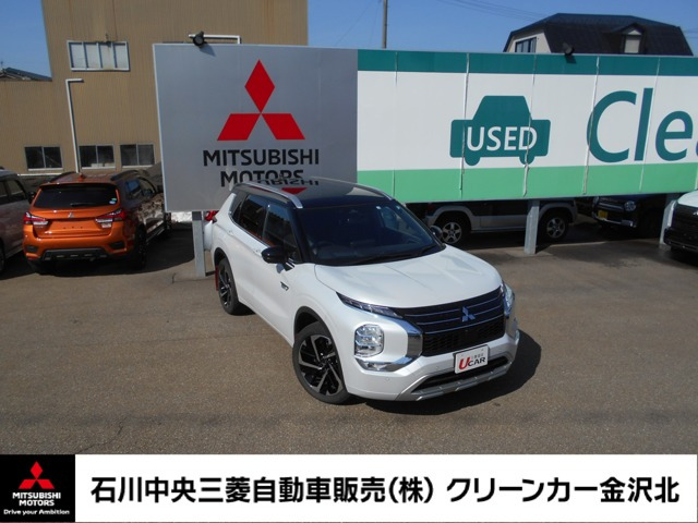 アウトランダーPHEV 2.4 P 4WD