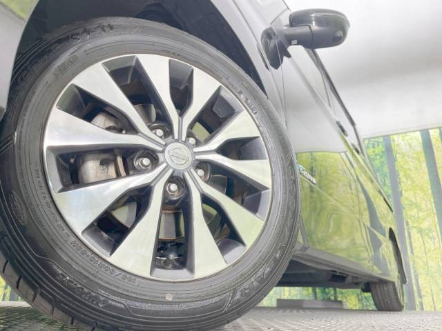 �y����16�C���`�A���~�z�C�[���z�O�ςɃ}�b�`���������A���~�z�C�[���𑕒����Ă���܂��B�e��ЊO�A���~�z�C�[����A�X�^�b�h���X�^�C�����戵�����Ă���܂��B���񂲑��k����������