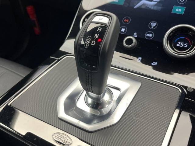 ��MT���[�h�t��AT:�ʏ�͎����ł����Ȃ���ϑ�(�M�A�`�F���W)���h���C�o�[�̑���ɂ���ĈӐ}�I�ɕς�����V�X�e���ł��B����w���i�̃h���C�u�����y���݂��������܂�!