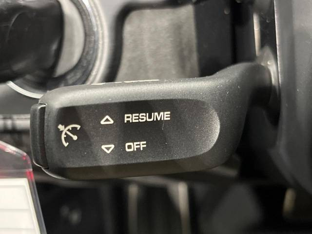 ���I�[�g�N���[�Y�R���g���[��:�������H�⎩���Ԑ�p���H���ɂāA�葬���q���\�ƂȂ�֗��ȋ@�\�ł��B�������ړ��̍ۂł����ɂ����֗��ɂ��g�����������܂���