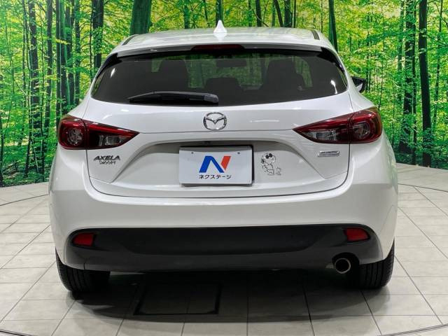 安心の最長10年・走行無制限保証(有償)をご用意。保証内容も充実はもちろん、無料点検&オイル交換や、年中無休の全国・24時間ロードサービスも付帯されておりますのでご安心下さい。