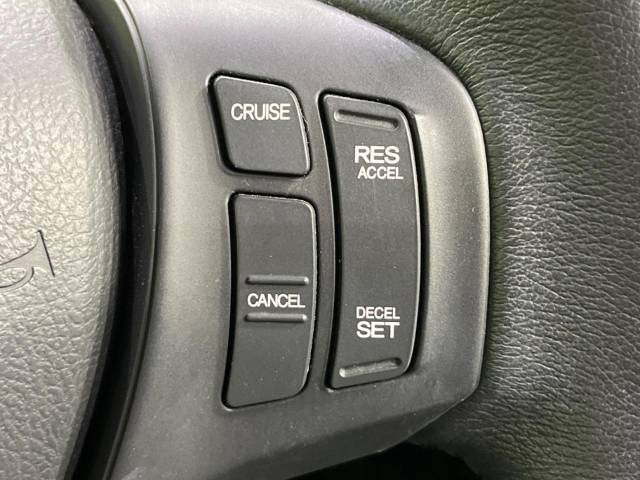 �y�N���[�Y�R���g���[���z�������H�����N���N���s�B�A�N�Z���𗣂��Ă���葬�x�ő��s���ł��A�������^�]���̕��S���y��!�����E�������ȒP�ȃX�C�b�`����Œ����ł��܂��B