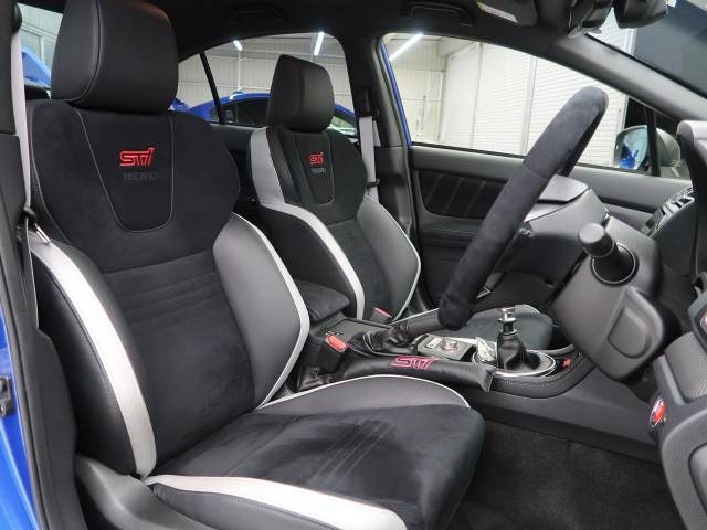 �yRECARO���V�[�g�z�l�ԍH�w�Ɋ�Â����ʈ����z�ɂ���č��ւ̕��S�Ⓑ���ԉ^�]���̔�J�������y������ڂŃ��J���Ƃ킩��X�|�[�e�B�ȃ��b�N�X�������ł��B