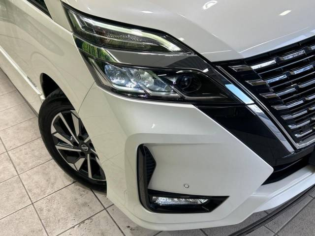 �yLED�w�b�h���C�g�z���V����ԑ��s�����ǍD�Ȏ��E���m�ۂ����S���ĉ^�]�ł��鍂�P�xLED�w�b�h���C�g�𑕔�!�_�����x�������A����d�͂��}�����Ă��܂��B