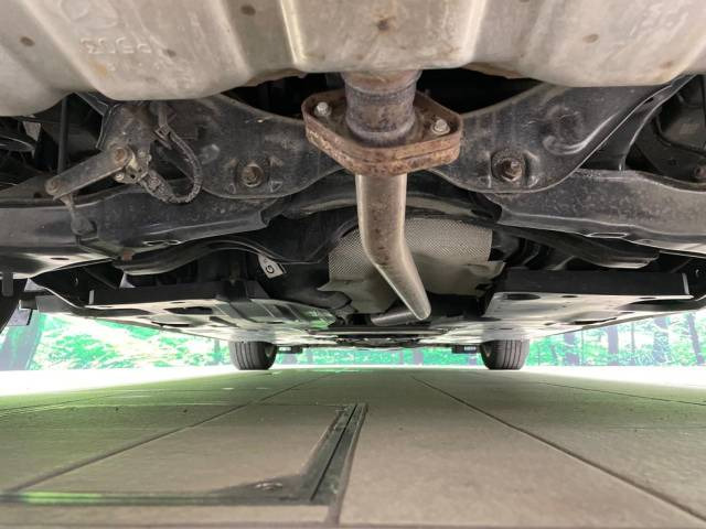 弊社では、全車『修復歴なし』のお車のみ取り扱っております。専任バイヤーによる厳選した仕入れの後、入庫後の車両チェックを行い、ネクステージが認定した高品質な中古車をご提供しております。