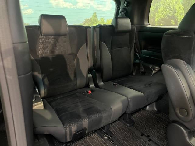 3��ڃV�[�g�͂�������ԗǍD����l�ł��������ƍ����Ē����܂��̂ŁA��l���ł̂��o���������N���N�ł��􂲉Ƒ��ŁA�C�̒m�ꂽ���ԂŁA�h���C�u�ɍs���̂��y���݂ł��ˁ�