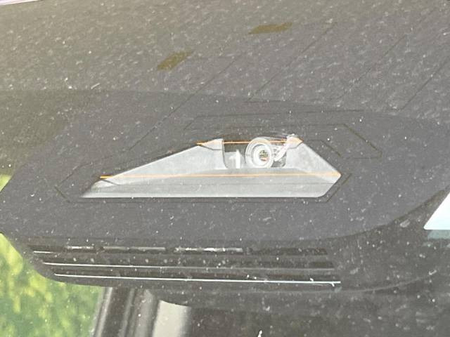 ヴォクシー1.8 ハイブリッド S-Z