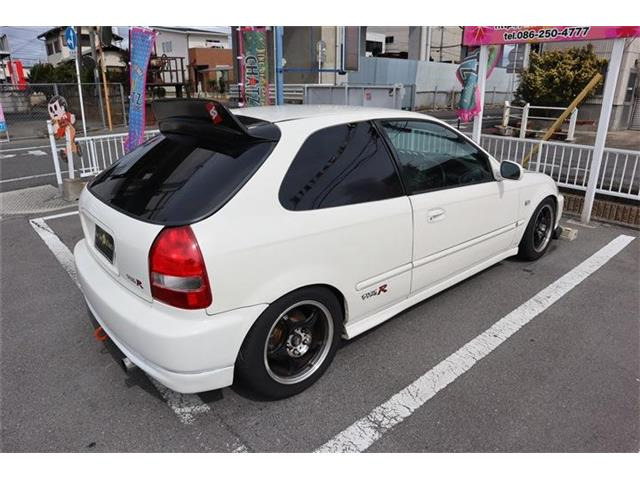 ���Ђ͂��A�l��21�N�A������グ��!300��ȏ�̗D�Ǎ݌�!���R�s��5���X�܂ł������܂�!���X�͒����n���ő�̃h���X�A�b�v�J�[���X�ł�!����80��ȏ�������O�ɔ̔����ł�!���r���[���Q�l������