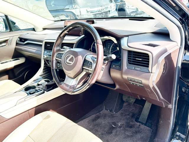 �����[���ɂ��s���Ȃ��q�l�ł��܂��́A�����k���҂����Ă���܂���wNEODrive�x����TEL011�]792�]0374