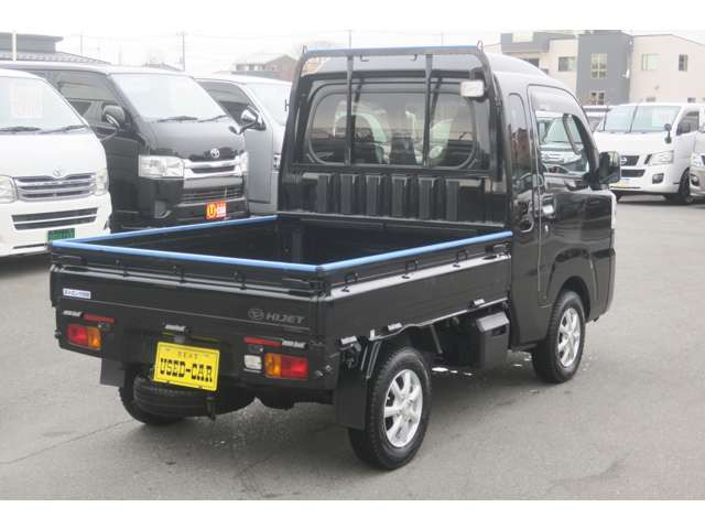 お支払い方法も色々選べます!!現金、ローン、クレジットカードをご利用頂けます。もちろん組み合わせてのお支払いもOKです!!スタッフが丁寧にご説明致します。自社ローン は取り扱っておりません。