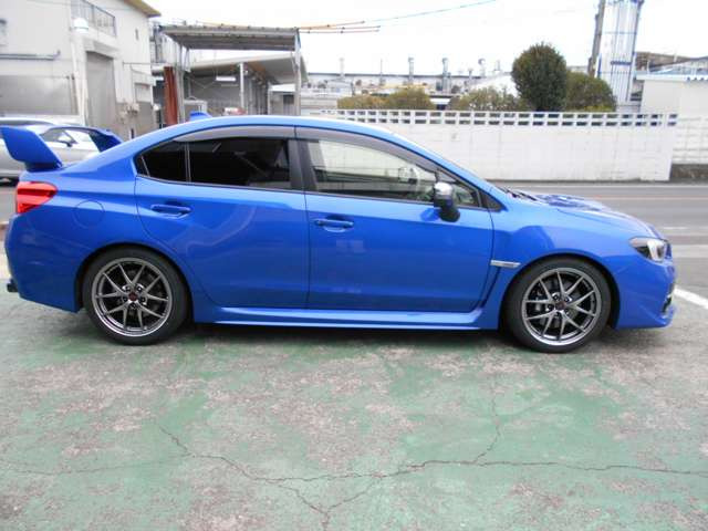 WRXSTI 2.0 タイプS 4WD
