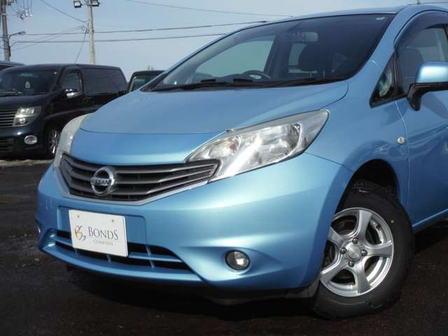 ���X�͔N�����x�ƂȂ��Ă���܂��B�c�Ǝ��Ԃ�10:00�`19:00�ł��B