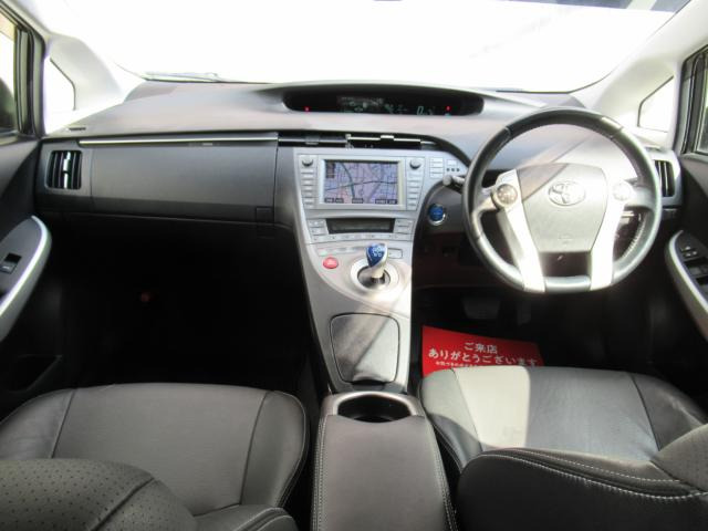 プリウス1.8 G ツーリングセレクション レザーパッケージ