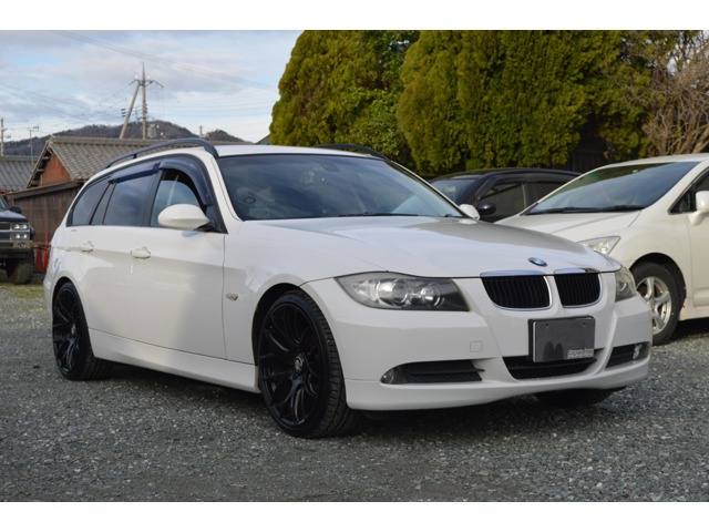 3シリーズツーリング320i