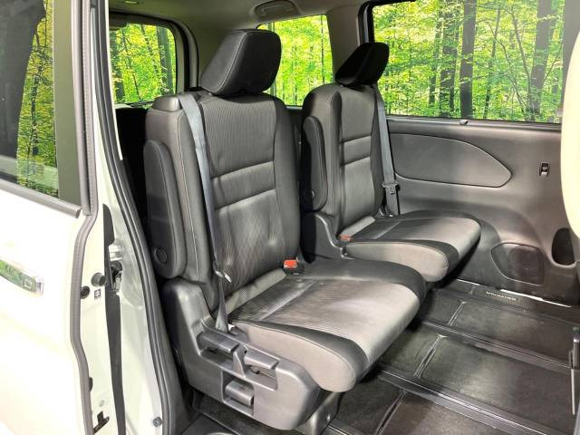 ���ڒ����̓E�H�[�N�X���[�ƂȂ��Ă���܂��B���ڂƎO��ڂ̈ړ�����~�肪�Ƃ��Ă��y�ɂȂ�̂ŁA���~��̍ۂ��X�g���X�������邱�Ƃ͂���܂����