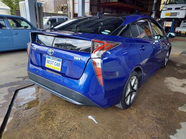 プリウス1.8 S セーフティ プラス ツートーン