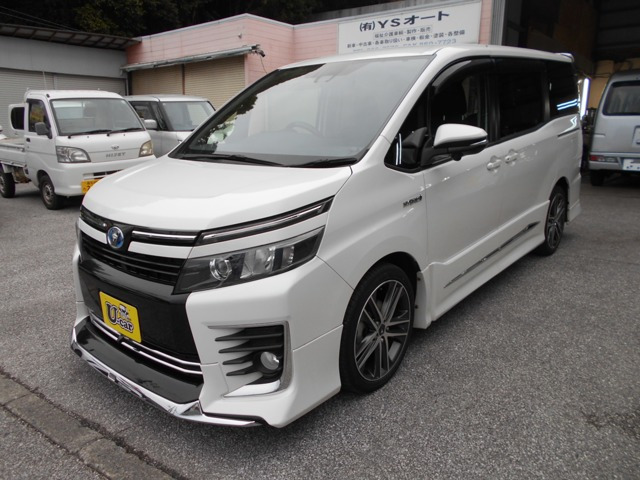 ヴォクシー1.8 ハイブリッド ZS