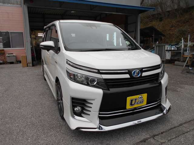 ヴォクシー1.8 ハイブリッド ZS