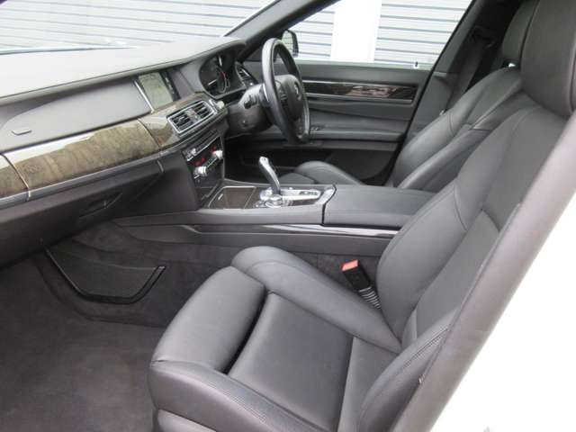 7シリーズ740i Mスポーツ パッケージ