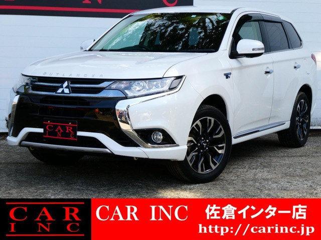 アウトランダーPHEV(三菱) 2.0 G プレミアムパッケージ 4WD　4WD ロックフォード レザーシート 中古車画像