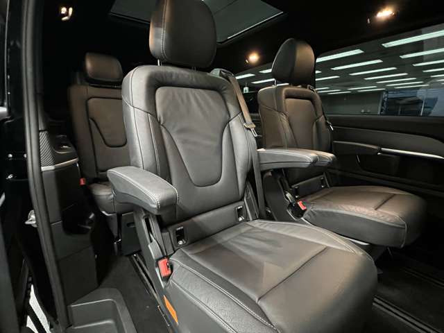 全てのお車が屋内にあるわけでは御座いませんので、来店前に事前連絡をお願い致します。