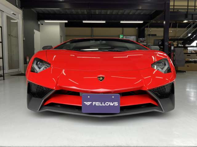 アヴェンタドールLP750-4 スーパーヴェローチェ 4WD