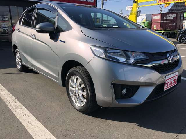 フィット1.5 ハイブリッド Fパッケージ 4WD