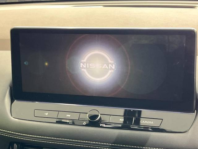 �y���[�J�[����12.3�C���`�i�r�z�C���e���A�ɗn�����ރX�^�C���b�V���ȁu��p�݌v�v���[�J�[�i�r�𑕔��􎋔F���⑀�쐫�ȂǊ�{���\�ɂ��D��A���㎿�ȃJ�[���C�t�����y���݂��������܂��B