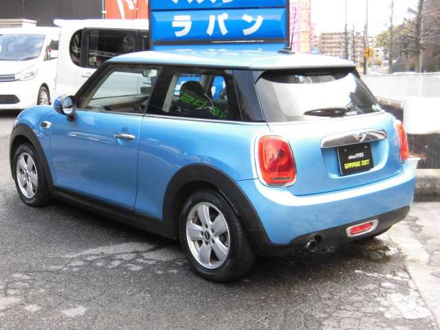 ������̃~�j�̓I�[�N�V�����]��5�_��4.5�_�]�������Ă����Ԃ̗ǂ��ԗ��ɂȂ�܂�^^��x�������ŉc�Ƃ��Ă���܂��̂ŁA���C�y�ɂ�������艺����^^