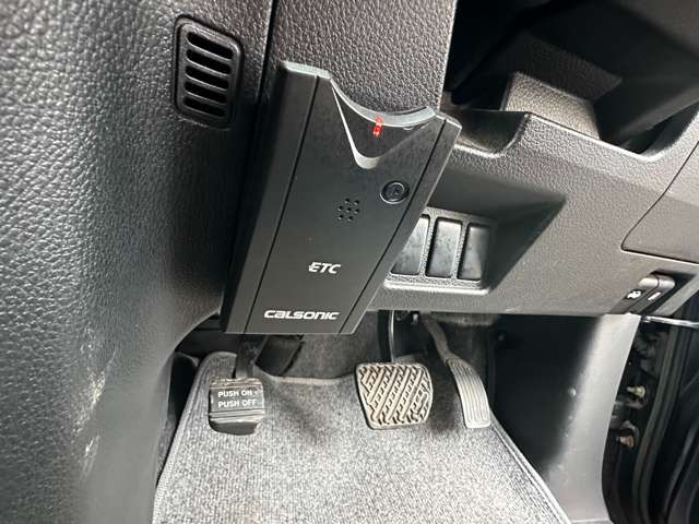 �ׂ��������̎ʐ^�Ȃǂ𑗕t���鎖���\�ł��̂ł��₢���킹������!