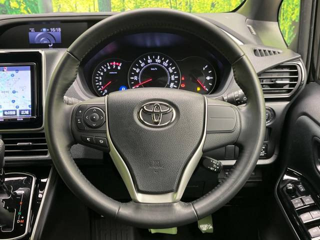 �y�����v�����X�e�A�����O�z�㎿�Ȋv���g�p���邱�ƂŁA��ɂ����������݂ƂĂ��^�]���₷���n���h���ł���