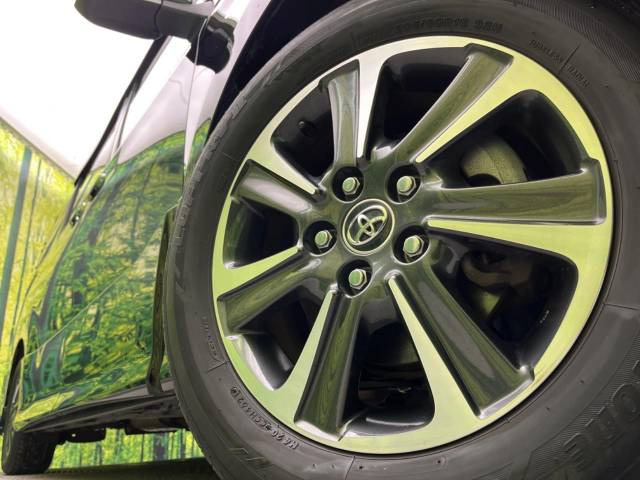 �y����16�C���`�A���~�z�C�[���z�O�ςɃ}�b�`���������A���~�z�C�[���𑕒����Ă���܂��B�e��ЊO�A���~�z�C�[����A�X�^�b�h���X�^�C�����戵�����Ă���܂��B���񂲑��k����������