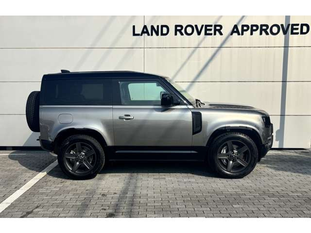 ディフェンダー90 Xダイナミック SE 3.0L D300 ディーゼル 4WD