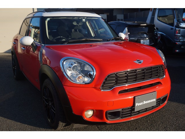ミニクロスオーバークーパー S オール4 4WD
