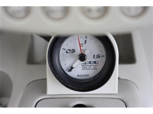 ★シートの劣化、クローブボックス不調です。