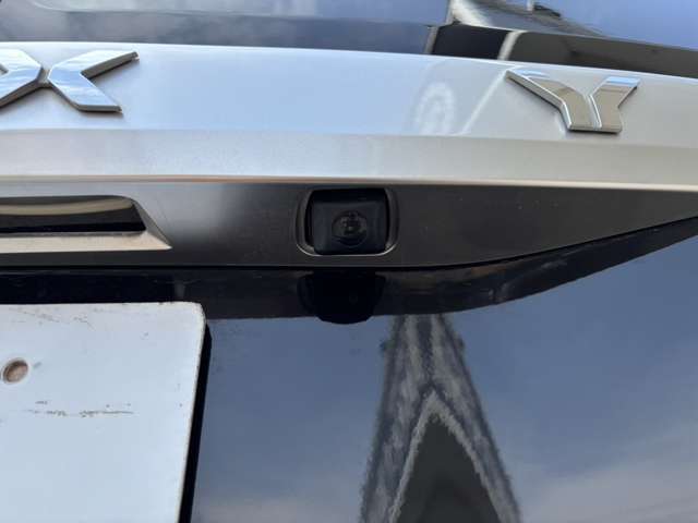 �o�b�N�J����!